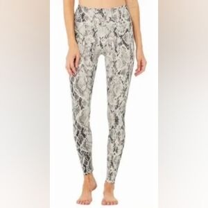 Leggings High Waist Women's Workout Exercise Snakeskin Print Sz L Soft Flexible